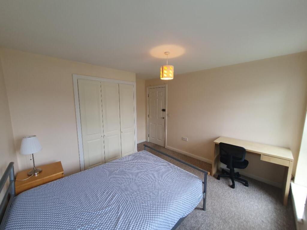 1 bedroom house share for rent