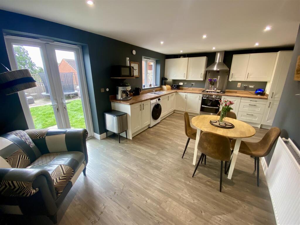 House in Leicester - View 5