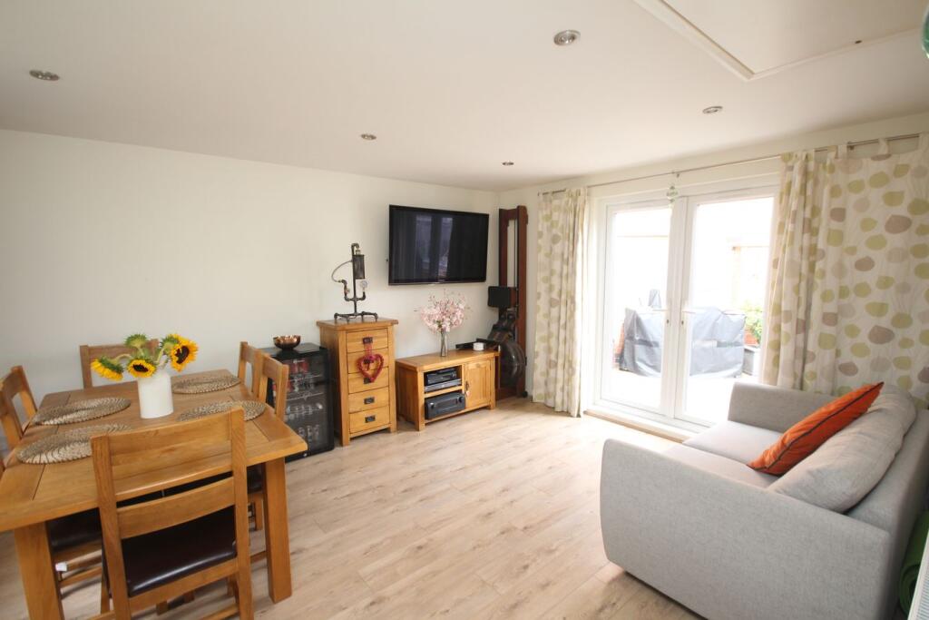 House in Stevenage - View 4