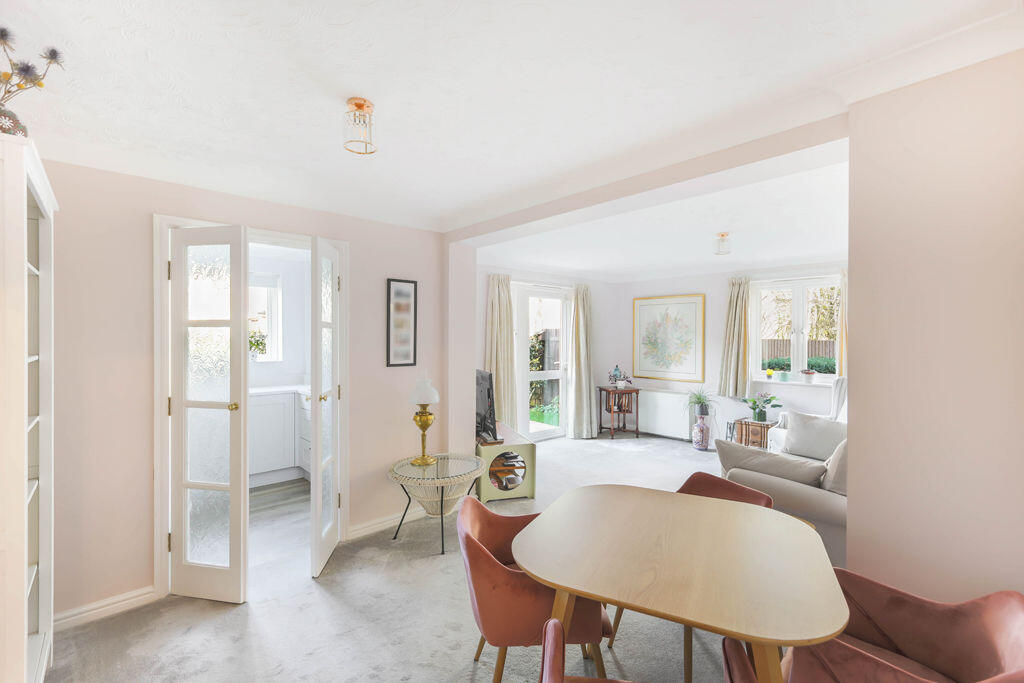 Apartment in Newcastle upon Tyne, Tyne and Wear - View 4