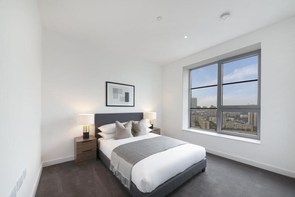 Apartment in London - More