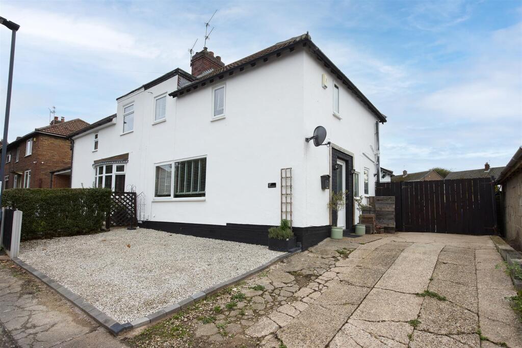 3-bed semi-detached on Merchant Avenue, Spondon, Derby, £250,000