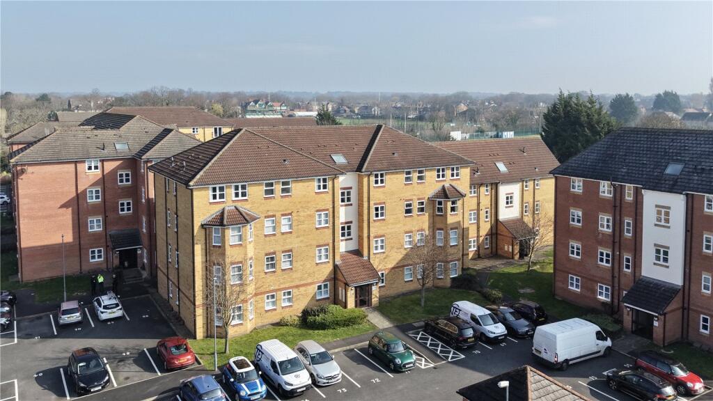 Main image of property: Lentworth Court, Liverpool, Merseyside, L17