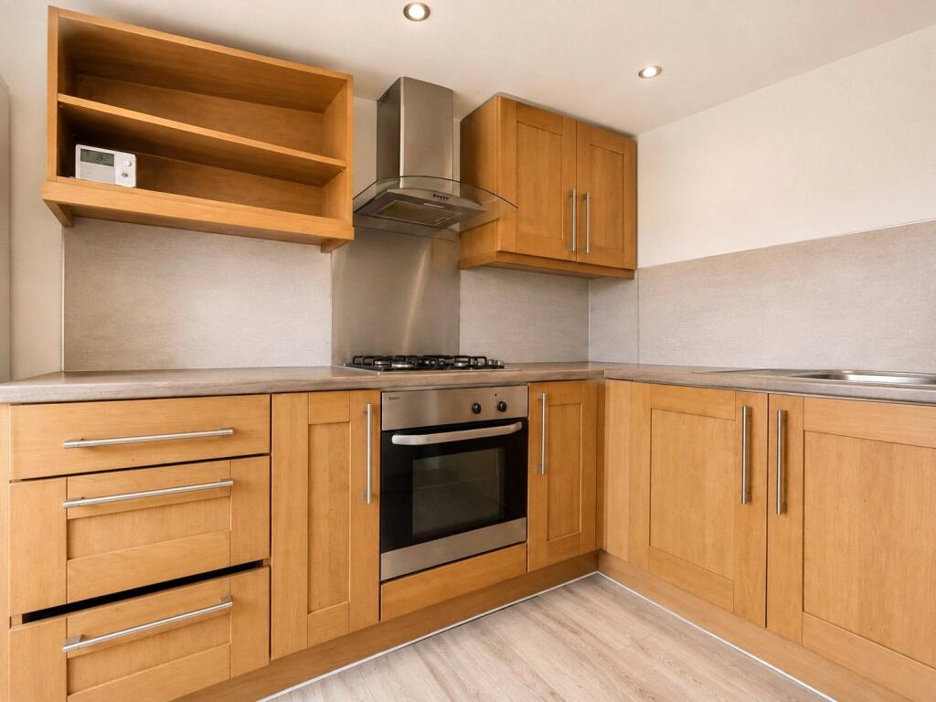 Apartment in London - View 3