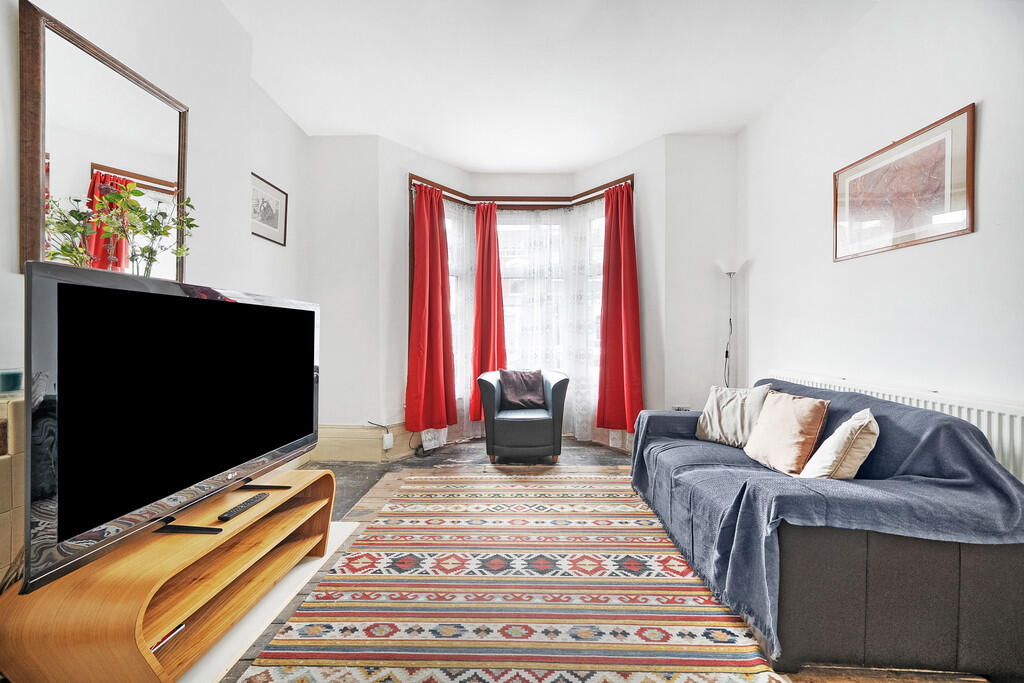 Alexandra Road, Hornsey , London photo 2