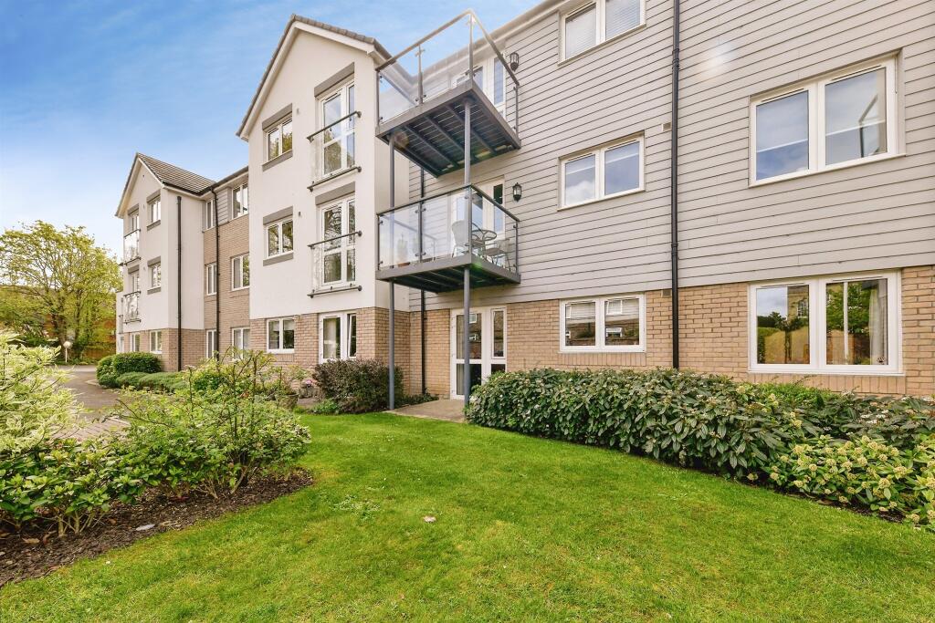 Main image of property: Wratten Road West, Hitchin