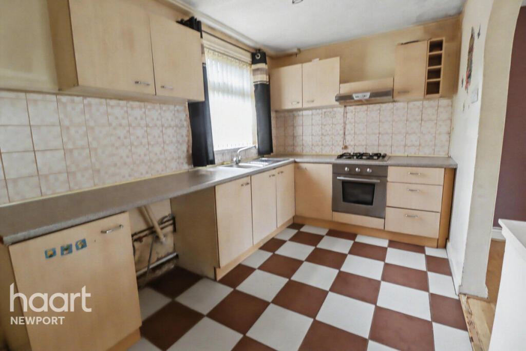 House in Newport, Ladyhill, Alway - View 5