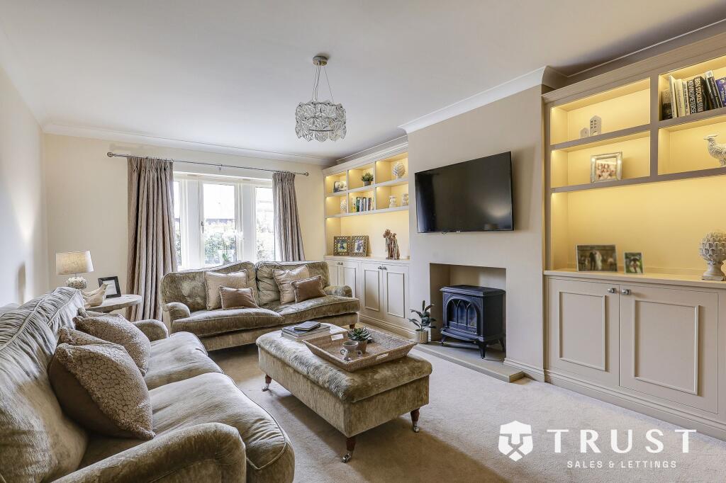 Halifax Road, Liversedge, WF15 photo 4