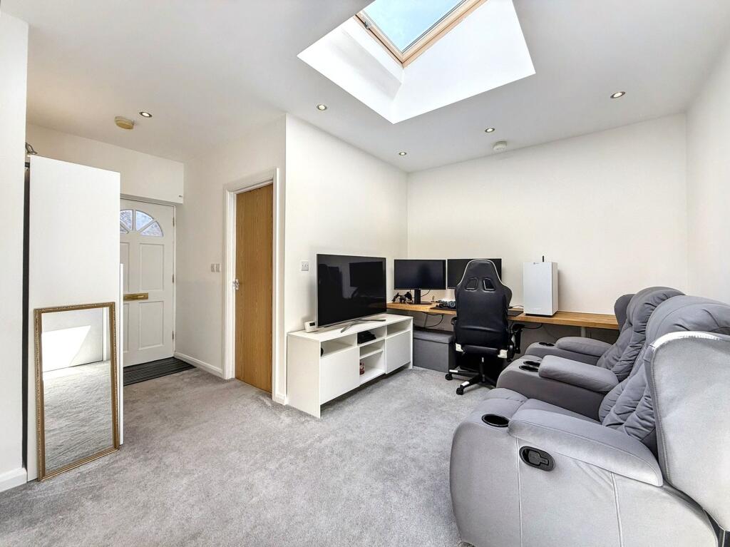 Becket Road, Worthing, BN14 photo 5
