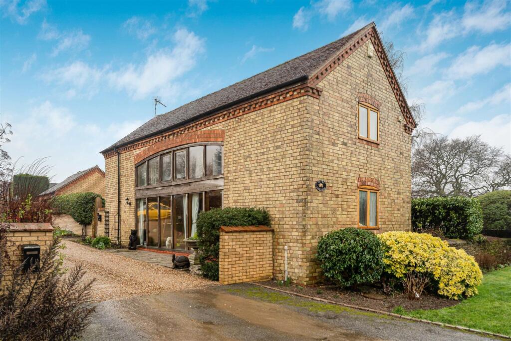 Main image of property: Flecknoe, Rugby, CV23