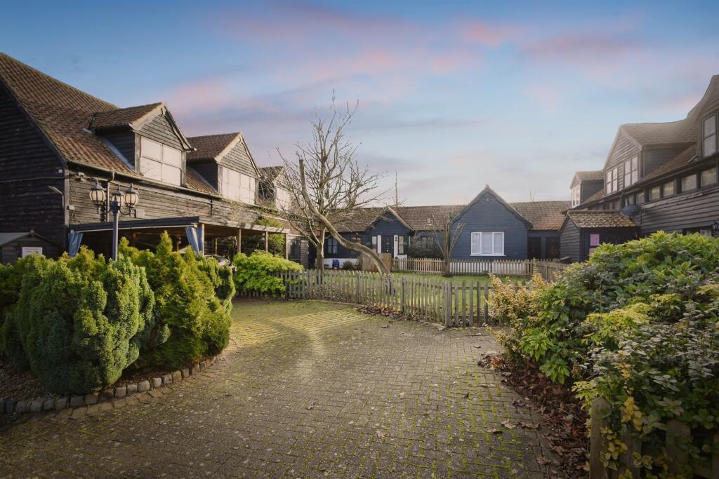 Main image of property: Coxtie Green Road, Pilgrims Hatch, Brentwood