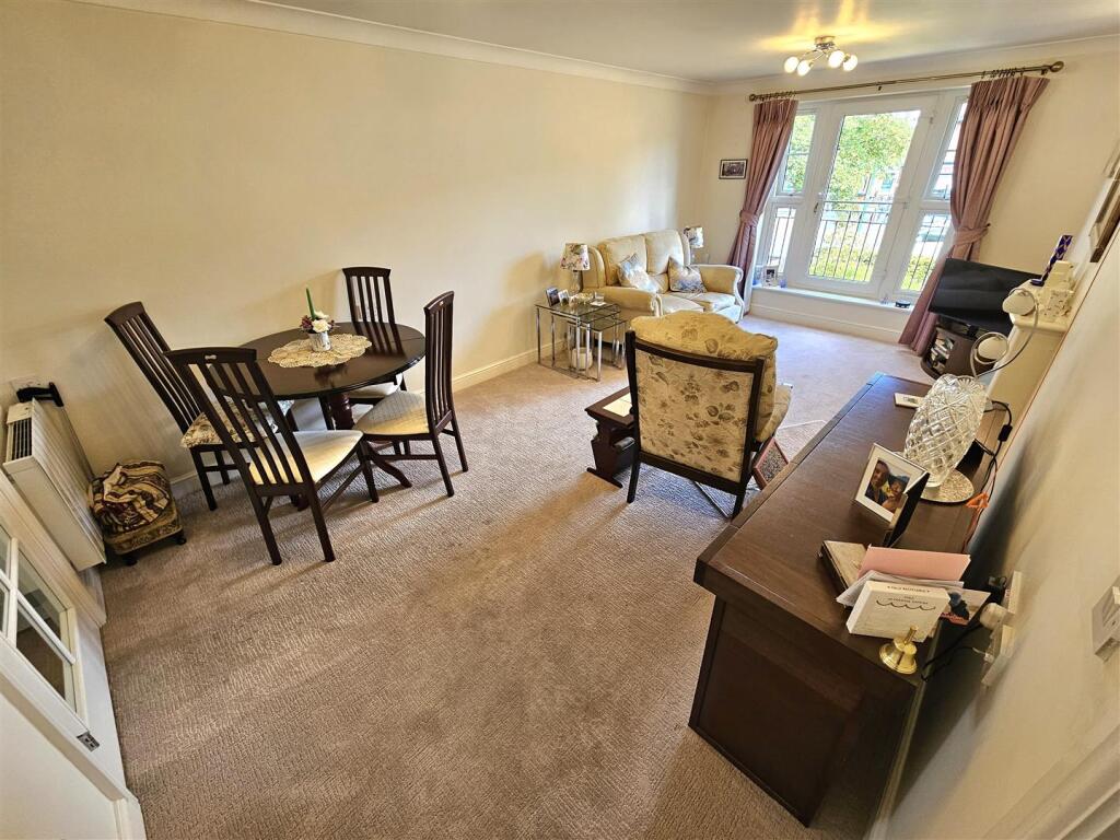 Warwick Road, Solihull photo 5