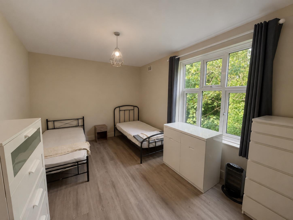 Apartment in Ipswich - View 3