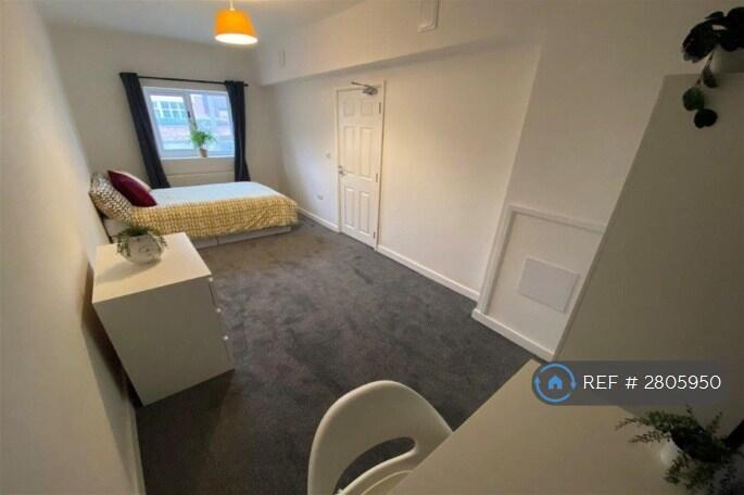 1 bedroom house share for rent