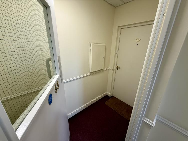 Apartment in Ipswich, Suffolk - View 3