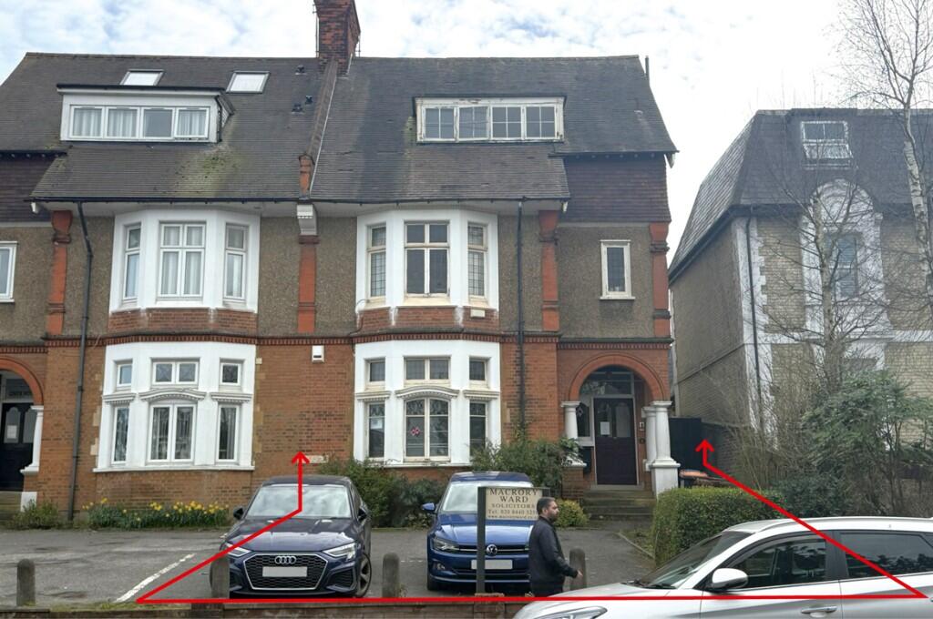 Main image of property: 27 Station Road, New Barnet, Hertfordshire EN5 1PH