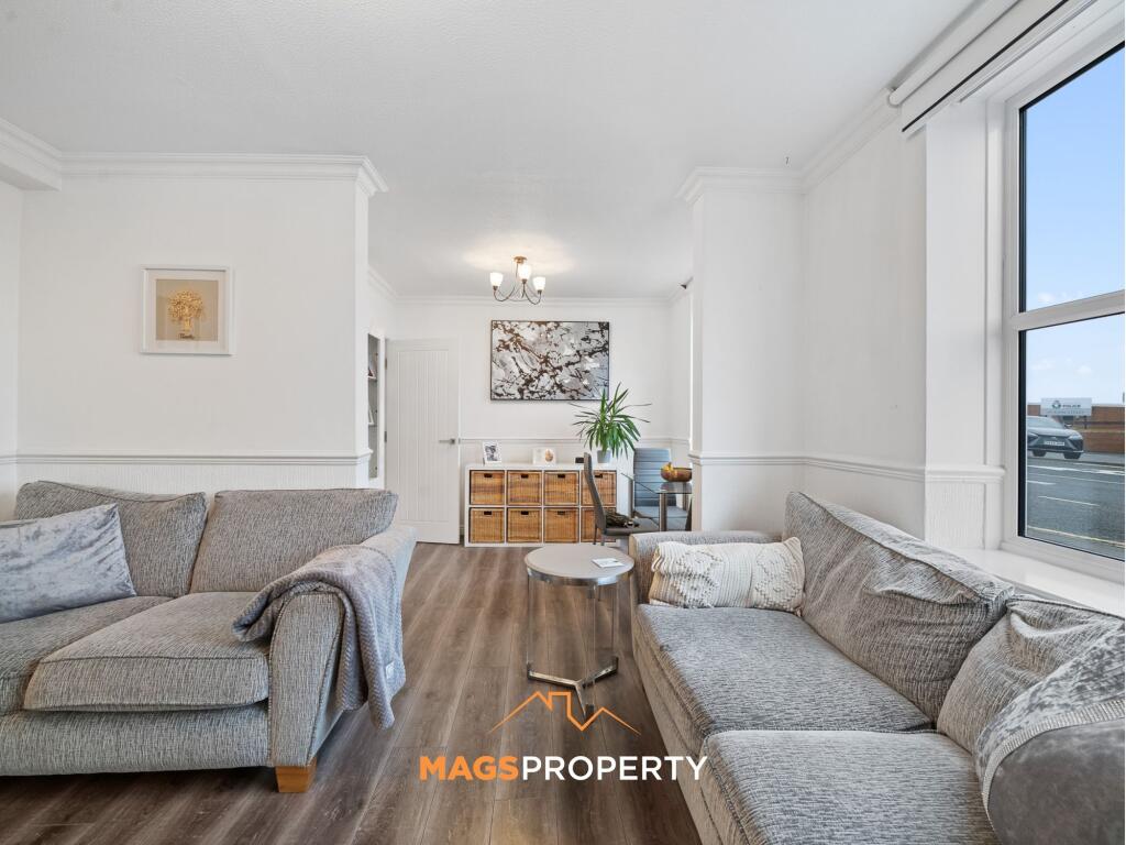 Apartment in Liverpool, Everton - More