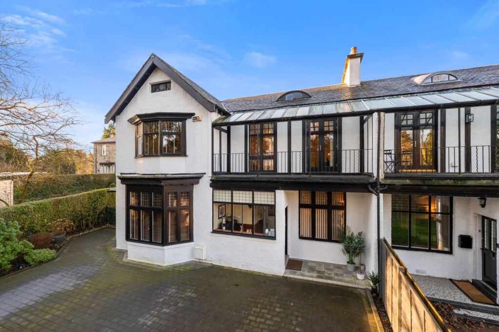 Main image of property: 4 Horseshoe Road, Bearsden, G61 2ST