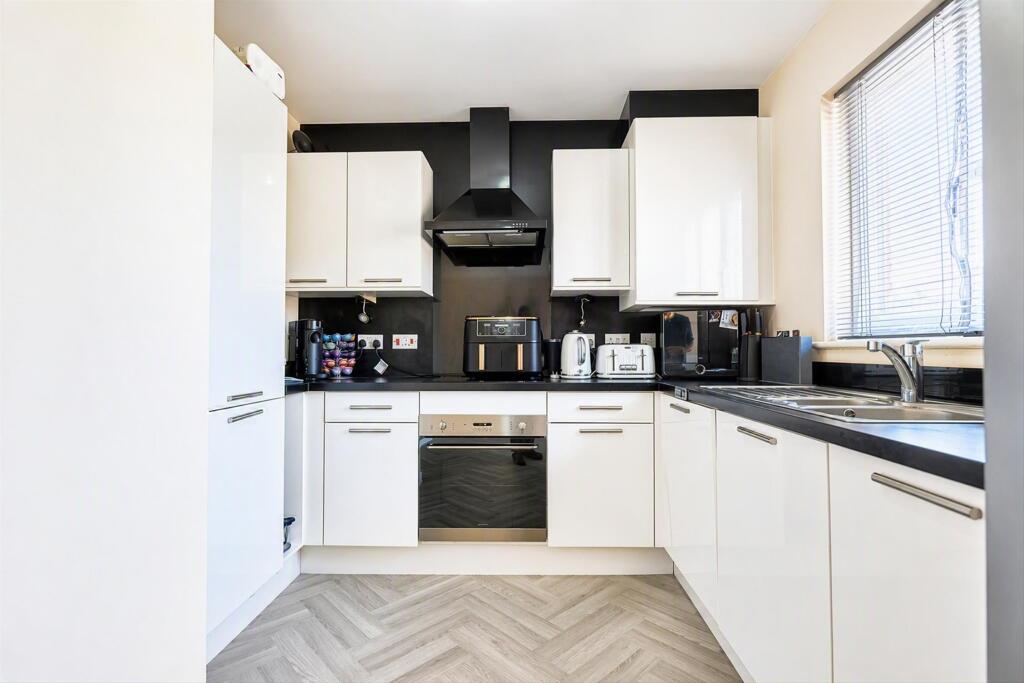 House in Preston - View 4
