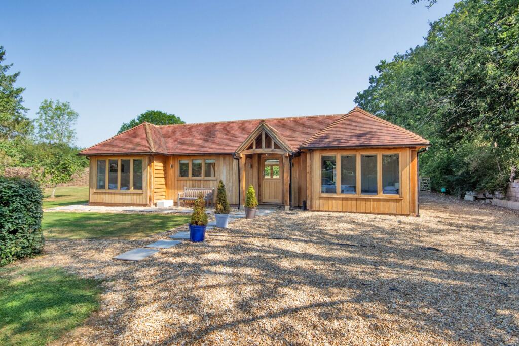 House in Sevenoaks, Chiddingstone - View 3