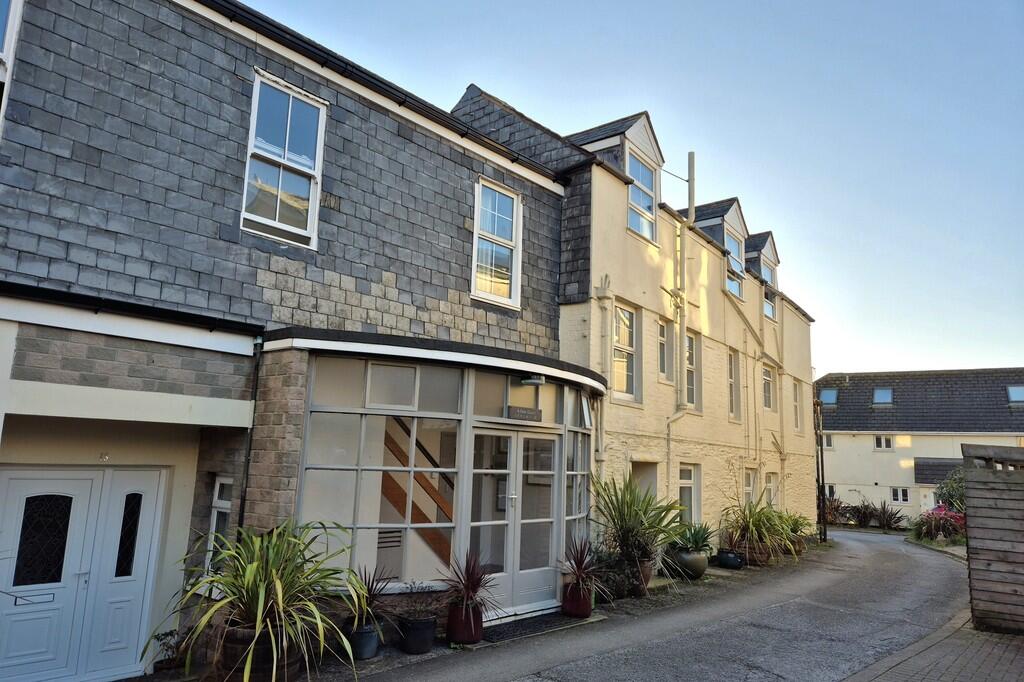 Main image of property: Fore Street, Kingsbridge, TQ7