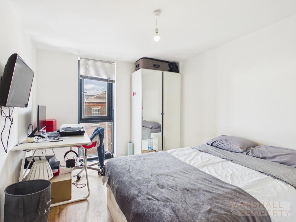 Apartment in Liverpool - View 5