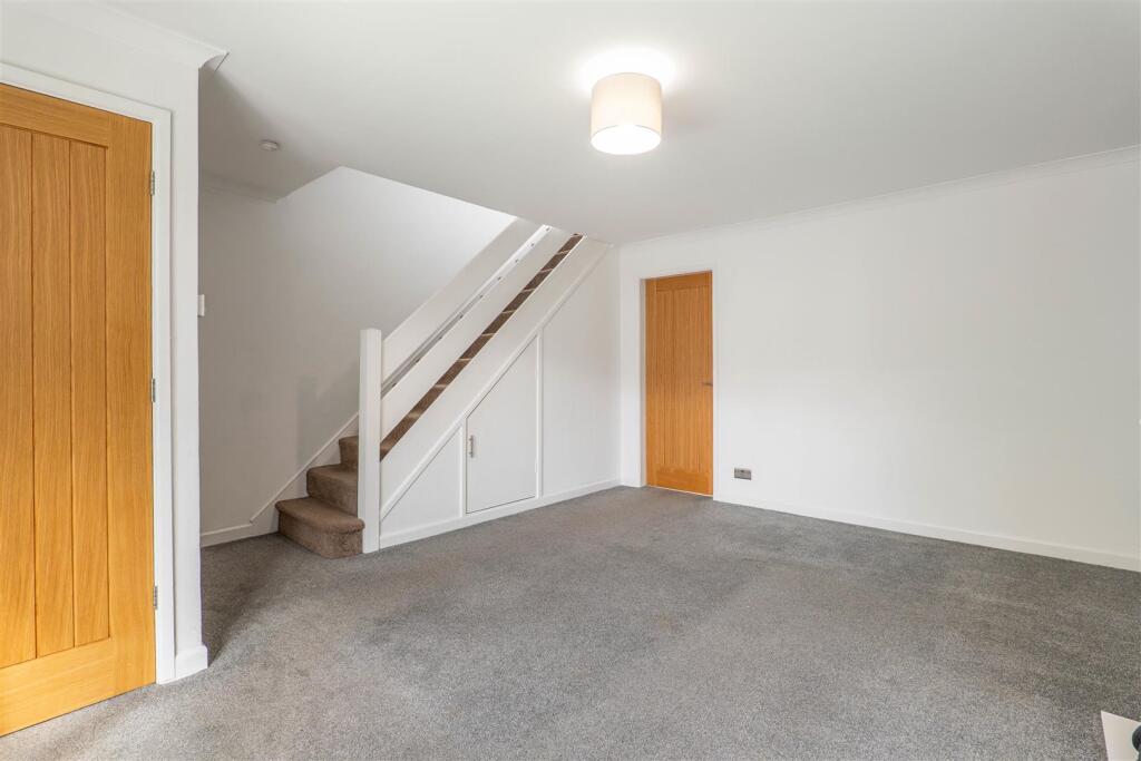 House in Chorley, Clayton-le-Woods - More