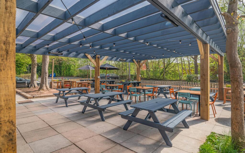 8644250-exterior04.jpg