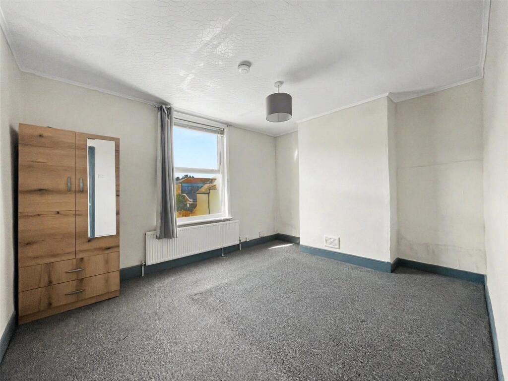 House in Rochester - View 3