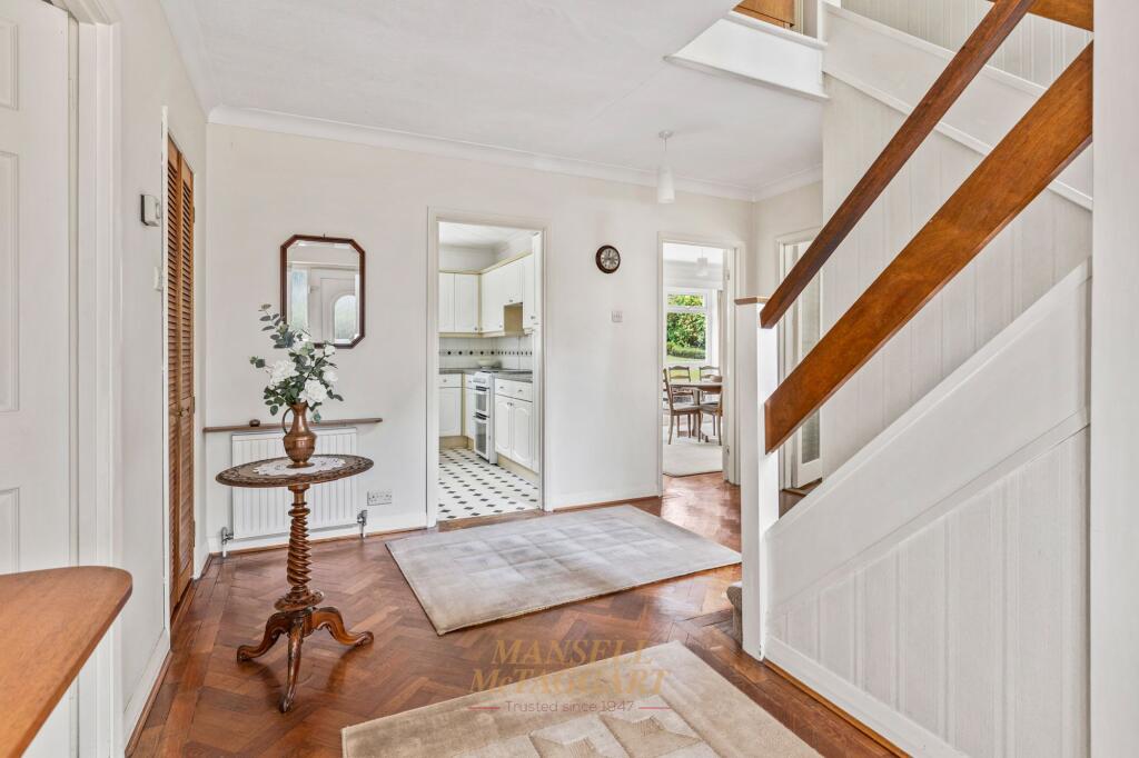 House in Redhill - View 5