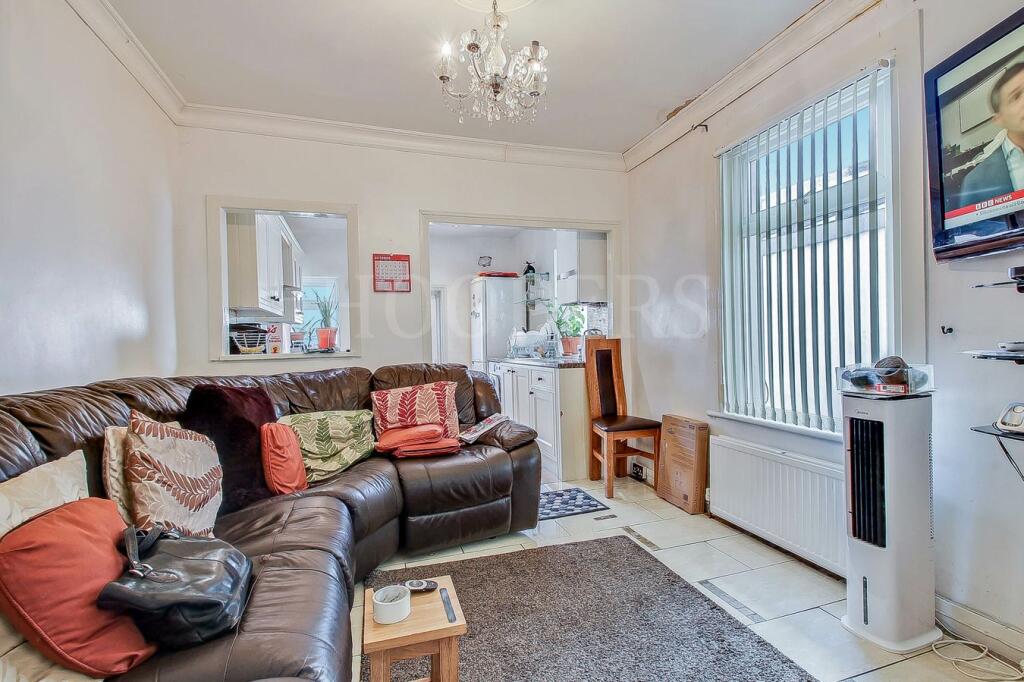House in London - View 2