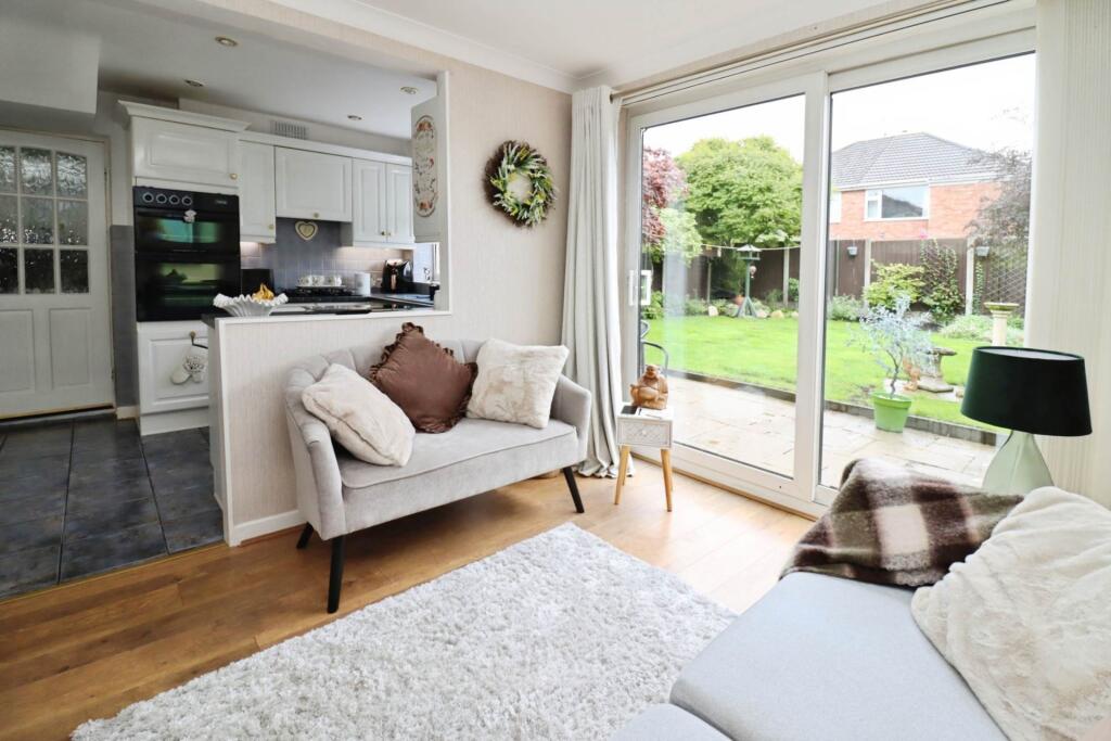 Gorsefield Avenue, Eastham photo 4