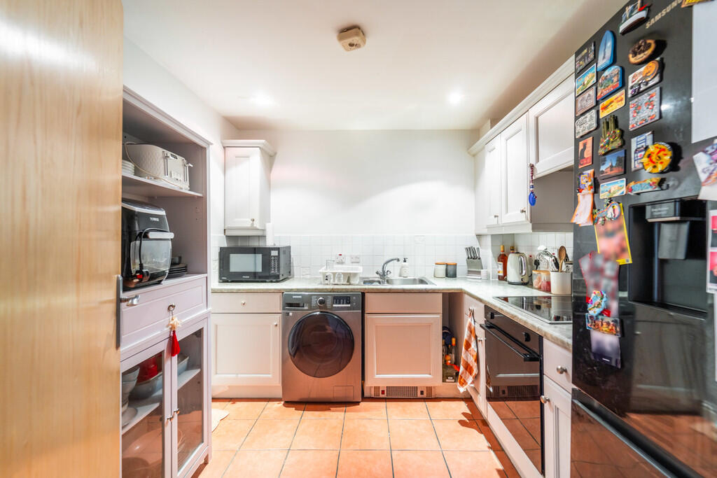 Apartment in London - More