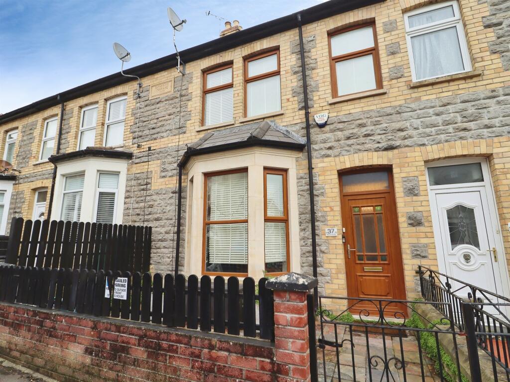 3-bed terraced on Newlands Street, Barry, £275,000