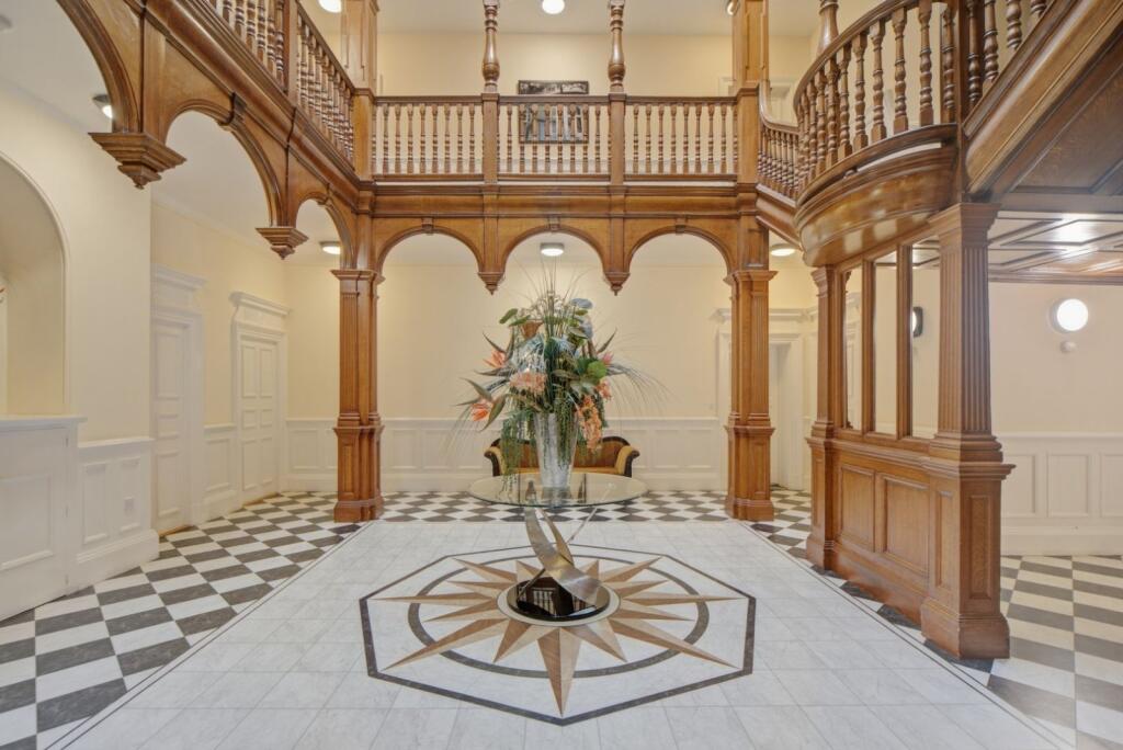 15 Newton Park Place, Chislehurst, Kent, BR7 photo 5