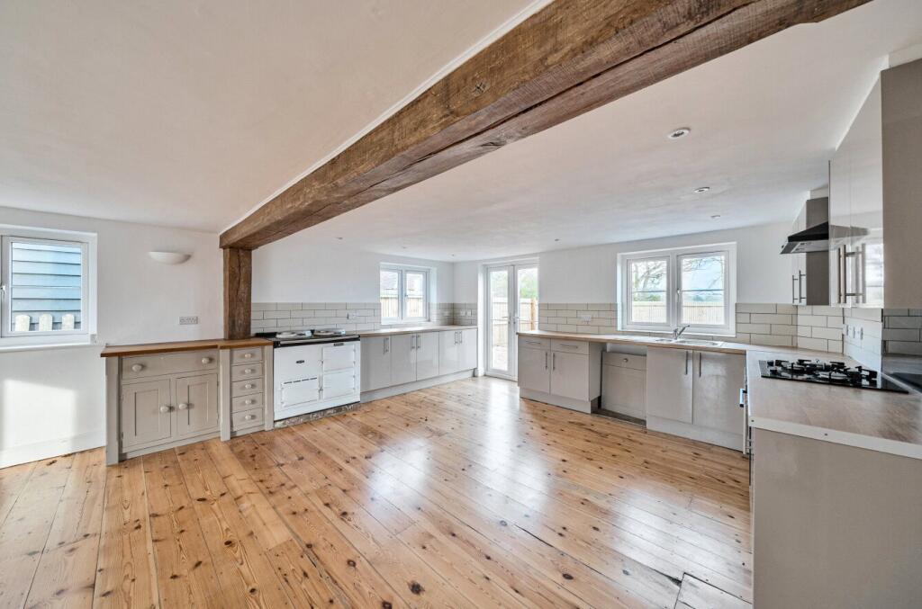 Clay Lane, Chichester, West Sussex photo 3