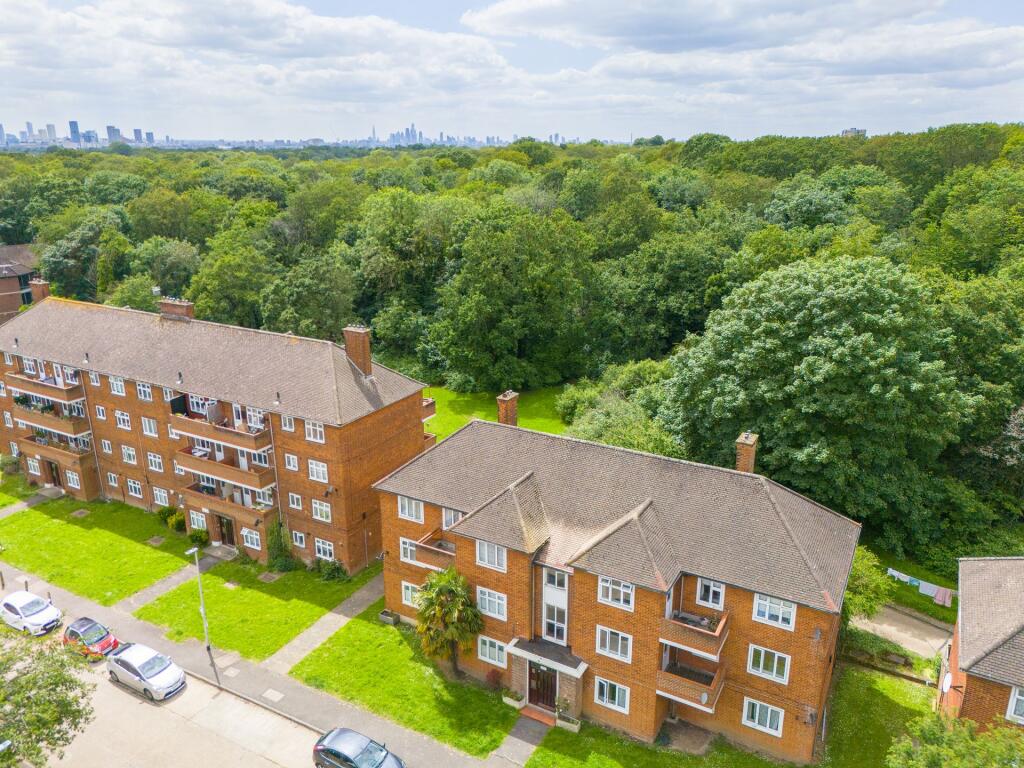 Main image of property: Rivenhall Gardens, South Woodford, E18