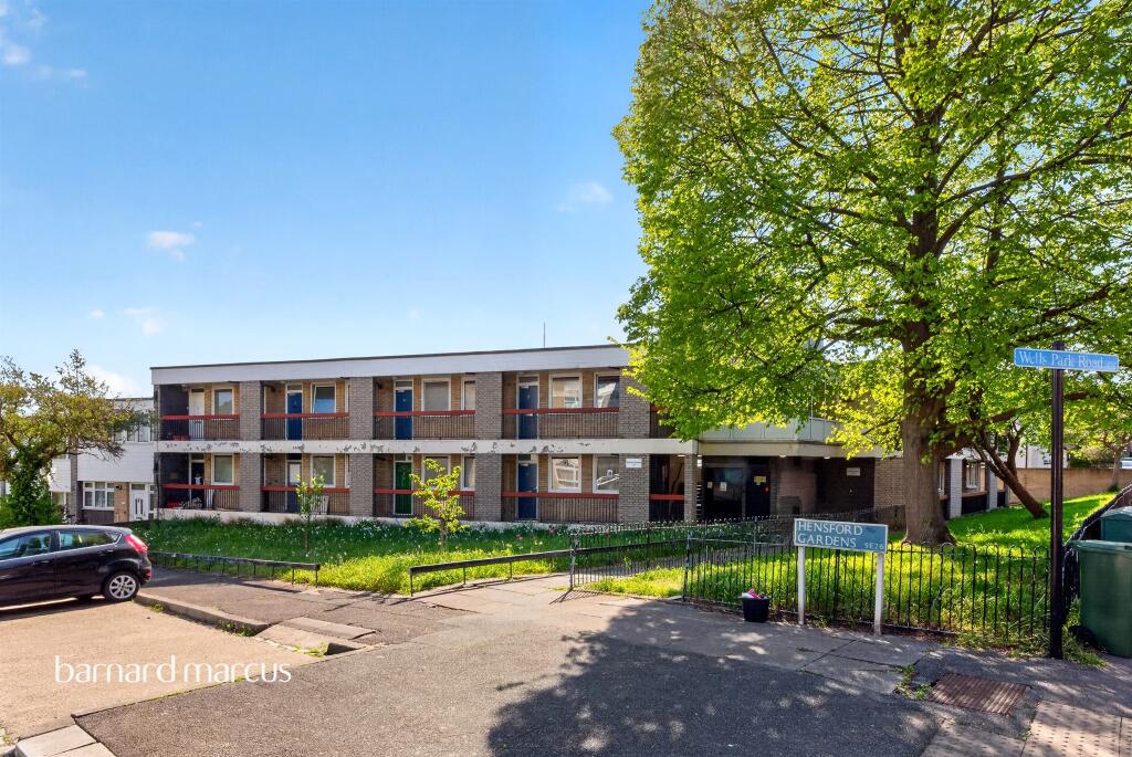 Main image of property: Hensford Gardens, London