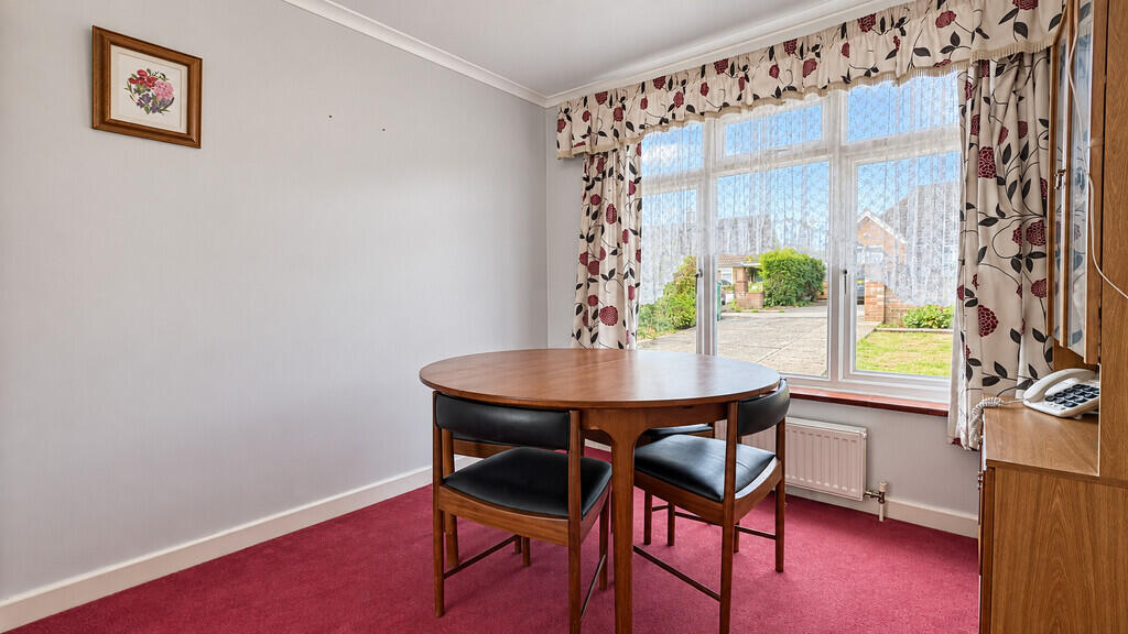 House in Guildford - View 5