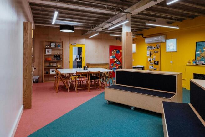 large meeting room for hire - pic2.jpg