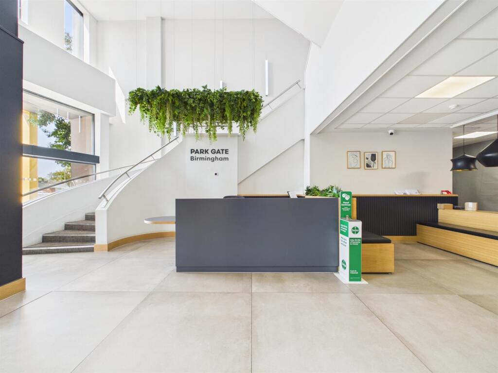 Apartment in Birmingham, West Midlands - View 6
