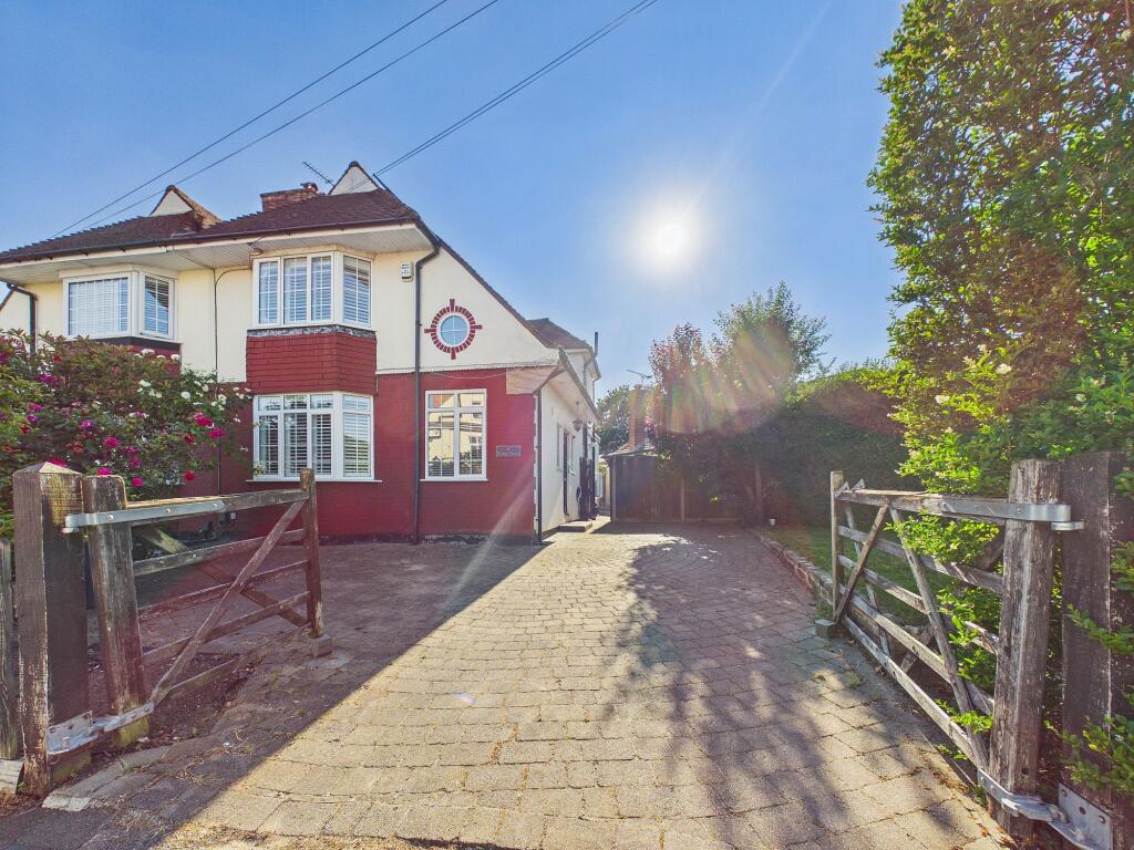 Main image of property: Herlwyn Avenue, Ruislip, HA4