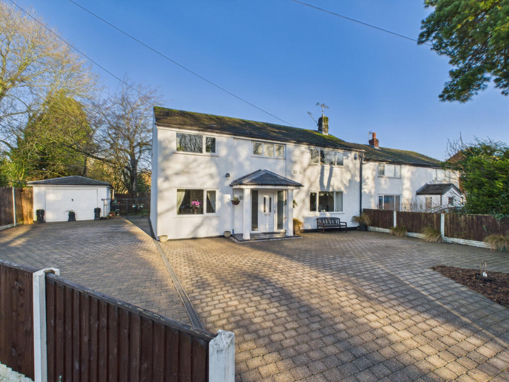 Main image of property: Cop Lane,  Penwortham, PR1