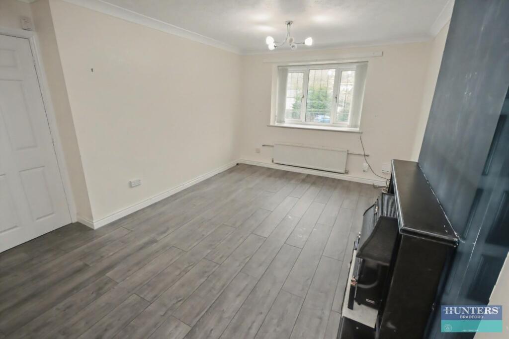 Additional image 3 of Penny Hill Drive Clayton, Bradford, BD14 6NH