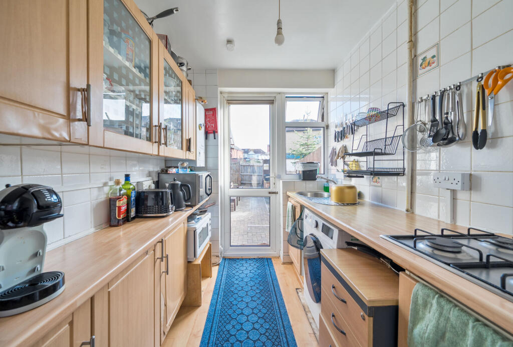 House in Harrow - View 5