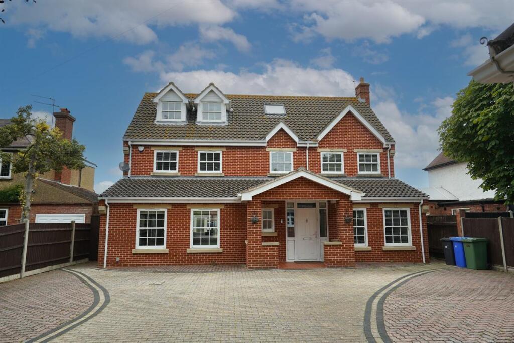 Main image of property: Lowestoft