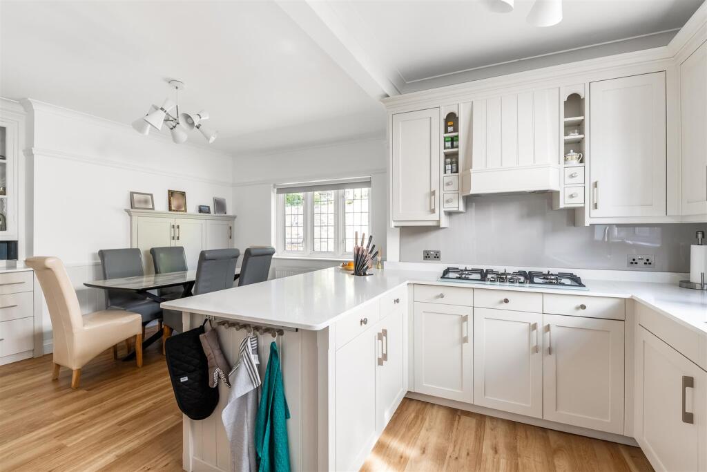 House in London - View 5