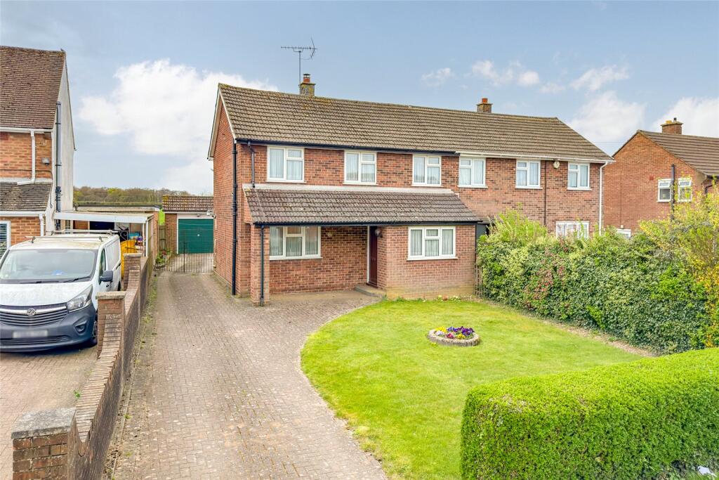 Main image of property: Front Street, Slip End, Bedfordshire, LU1