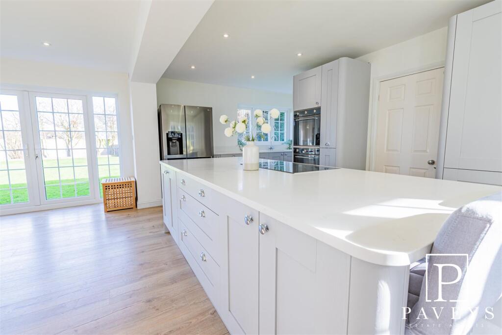Wenlock Road, Weeley Heath photo 2