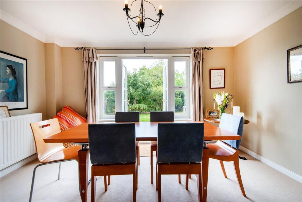 House in Wychavon, Hartlebury - More